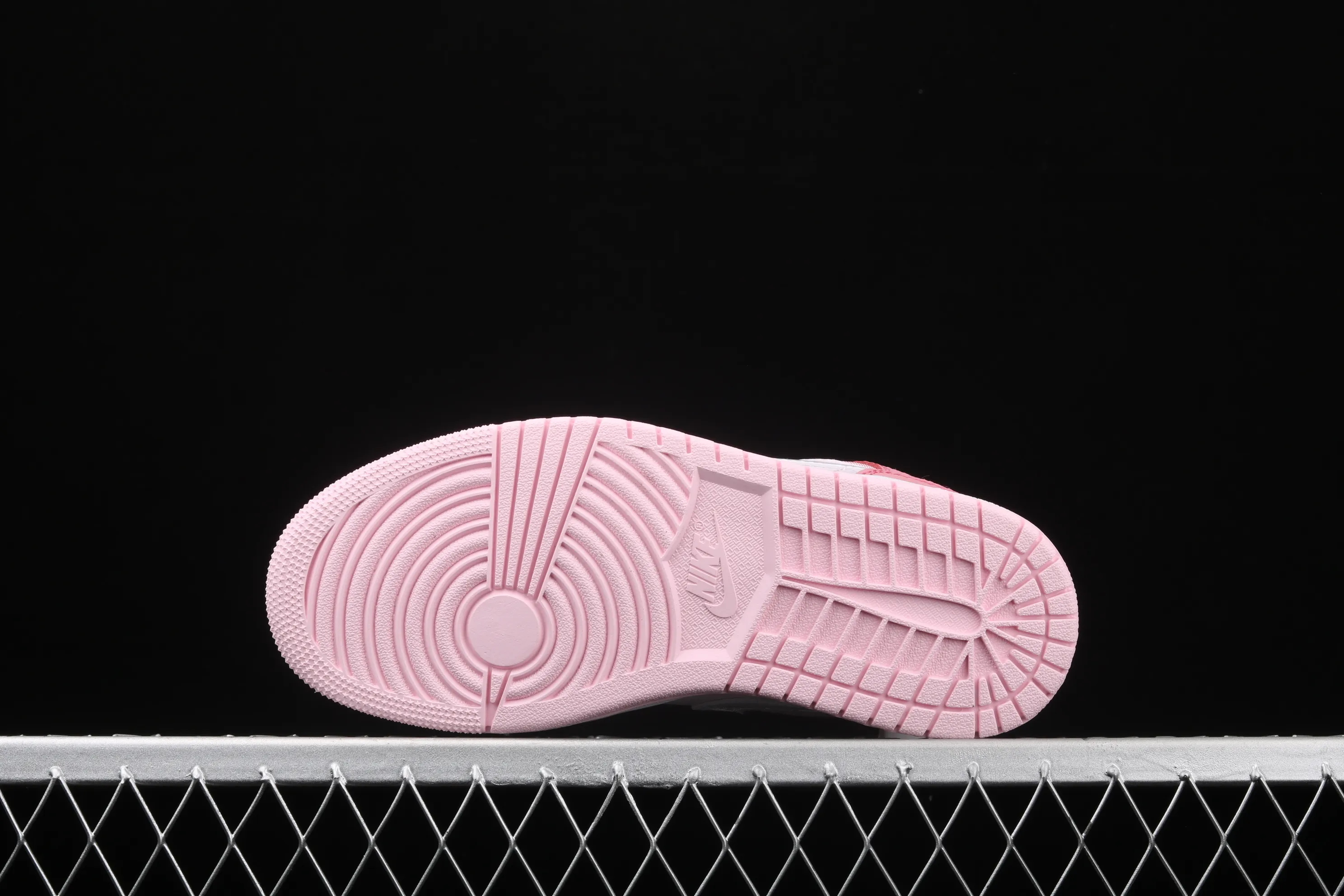 All categories Air Jordan Jordan series basketball shoes Air Jordan 1 Mid Air Jordan 1 Mid AJ1 Joe 1 mid-top series Pink White Pink Foam CW5379-600